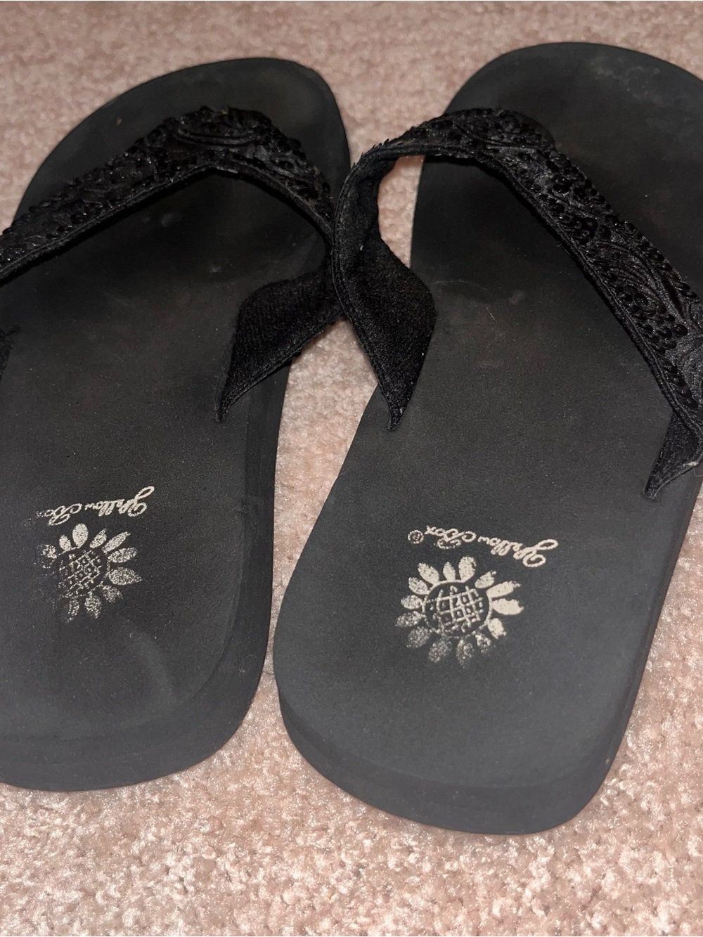 Yellow Box Black Sequin Flip Flop Sandals - Women's - Picture 5 of 5